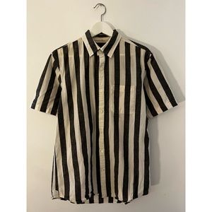Small Black and White Short Sleeve Linen Button Up From Club Monaco